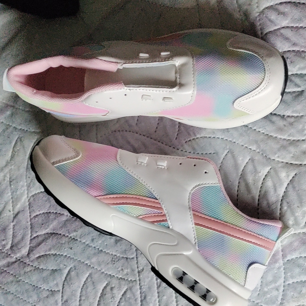 Size 7 white and multi colored womens sneakers